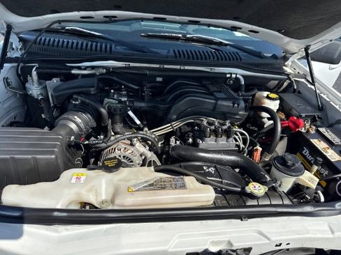 Used 2009 Ford Explorer XLT image 9