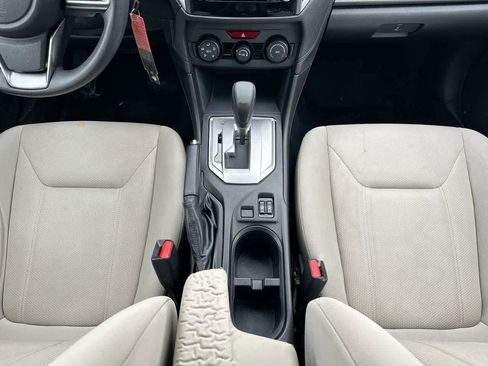 Used 2018 Subaru Impreza 2.0i Premium image 31