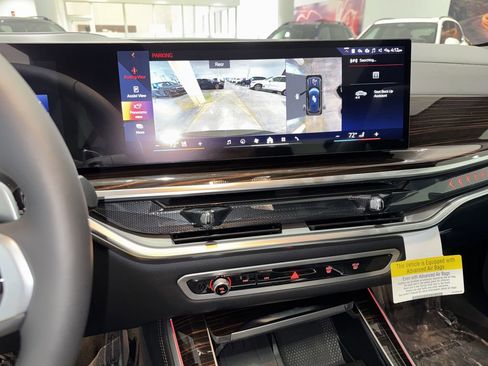 New 2026 BMW X5 xDrive50e AWD/4WD image 19