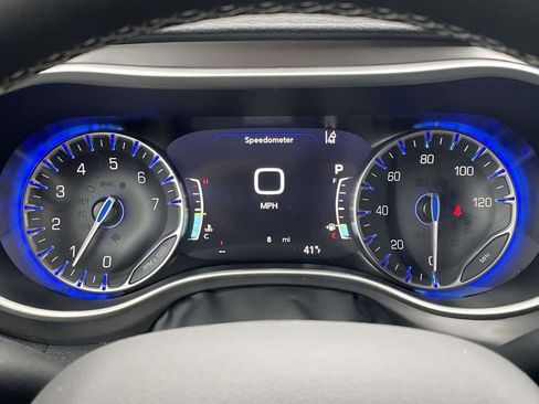 New 2026 Chrysler Pacifica Select image 27