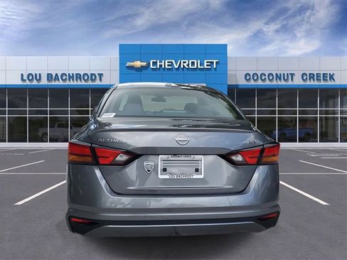 Used 2024 Nissan Altima 2.5 SV image 29