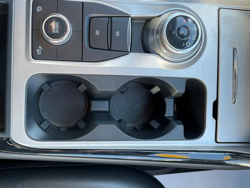 Used 2022 Ford Explorer ST-Line w/ Class IV Trailer Tow Package image 25