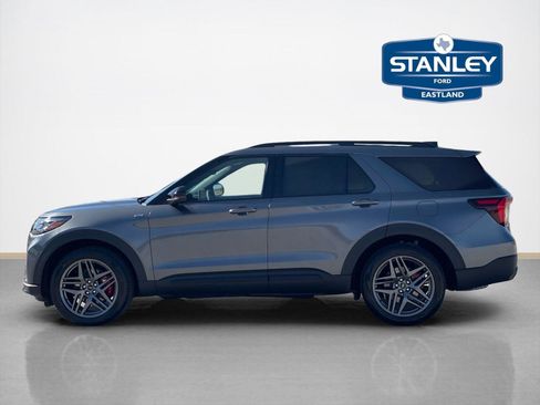 New 2026 Ford Explorer ST-Line w/ ST-Line Street Pack RWD image 4