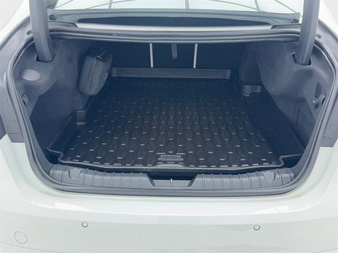 Used 2024 Jaguar XF R-Dynamic SE image 12