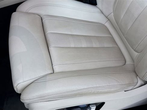 Used 2022 BMW X5 xDrive45e w/ Executive Package image 19