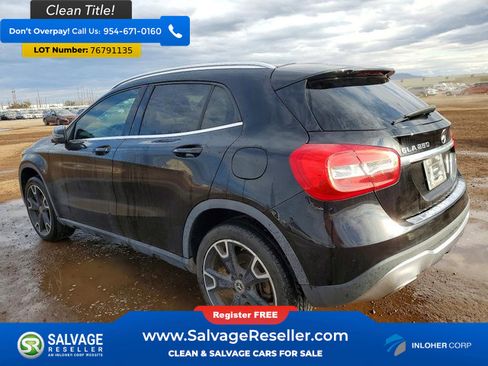 Used 2020 Mercedes-Benz GLA 250 w/ Convenience Package image 3
