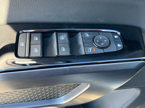 New 2026 Nissan Pathfinder SL AWD/4WD image 15