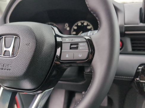 Certified 2025 Honda Pilot Touring image 25