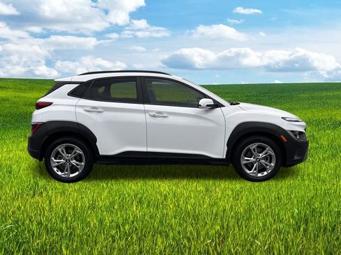Used 2023 Hyundai Kona SEL image 8
