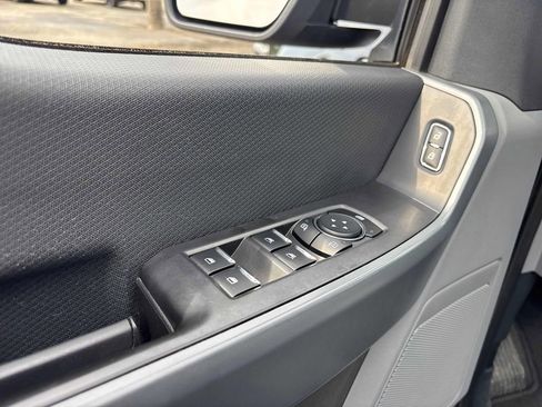 Used 2023 Ford F150 XLT AWD/4WD image 12