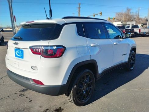 New 2026 Jeep Compass Latitude image 7