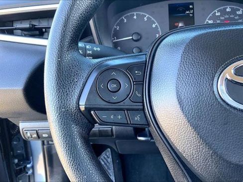 Certified 2025 Toyota Corolla LE image 23