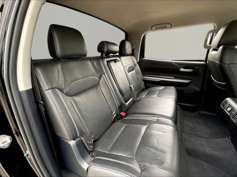 Used 2015 Toyota Tundra SR5 w/ SR5 Upgrade Package image 26