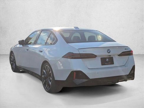 New 2025 BMW i5 M60 w/ Premium Package image 9