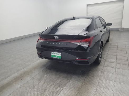 Used 2023 Hyundai Elantra SEL w/ Convenience Package FWD image 9