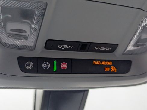 Used 2021 Chevrolet Blazer LT w/ LPO, Exterior Decal Package image 16