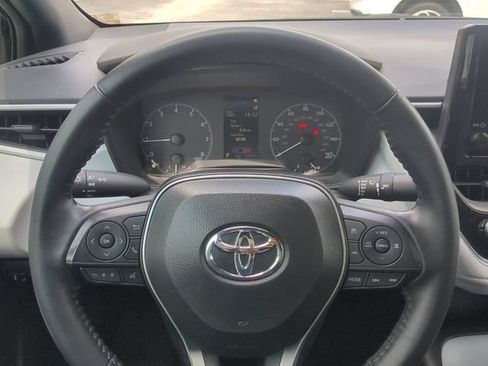 Used 2025 Toyota Corolla SE FWD image 29