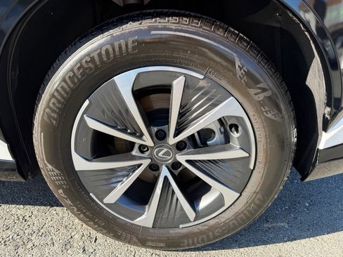 Used 2024 Lexus RZ 300e Premium w/ Technology Package image 50