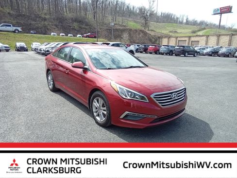 Used 2015 Hyundai Sonata SE w/ Option Group 02 image 1