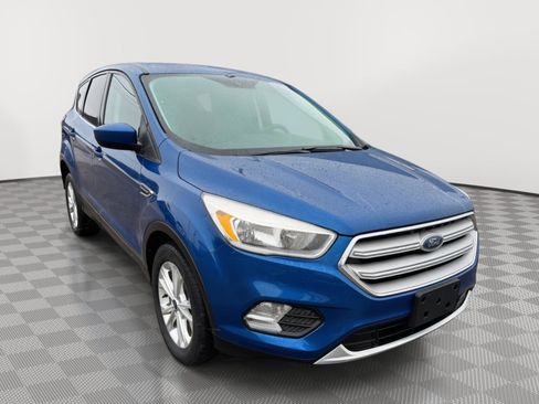 Used 2019 Ford Escape SE image 7