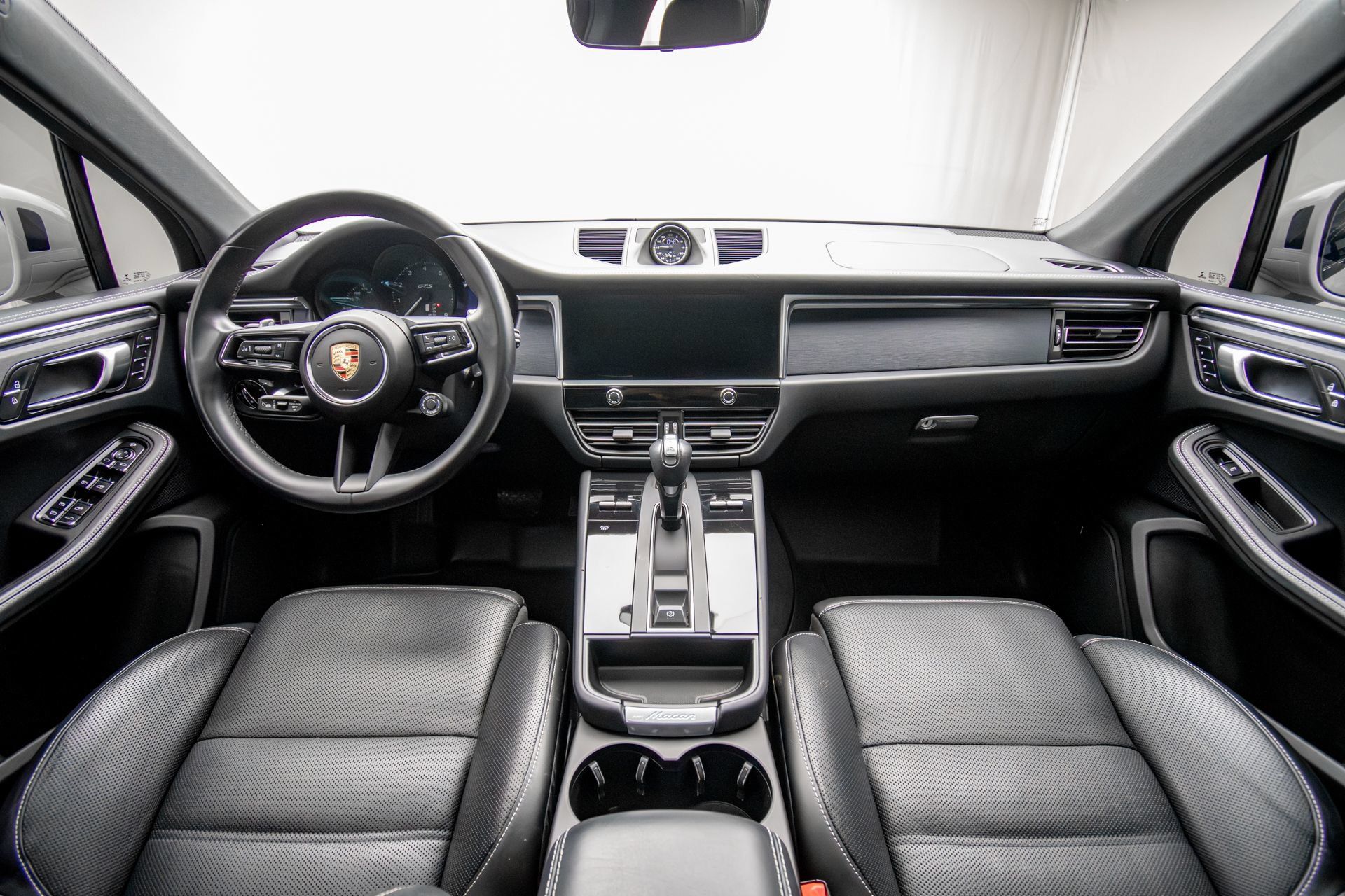 Used 2023 Porsche Macan GTS w/ Premium Package Plus AWD/4WD image 10