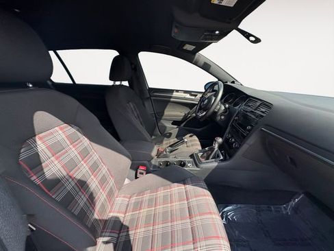 Used 2020 Volkswagen Golf 4-Door FWD image 14