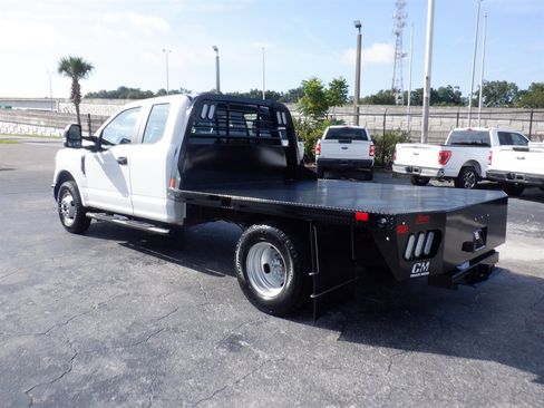 Used 2018 Ford F350 XL w/ Power Equipment Group image 5