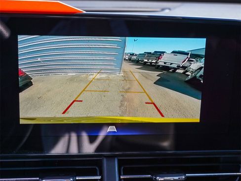 Used 2024 Chevrolet Trax RS w/ Driver Confidence Package image 23