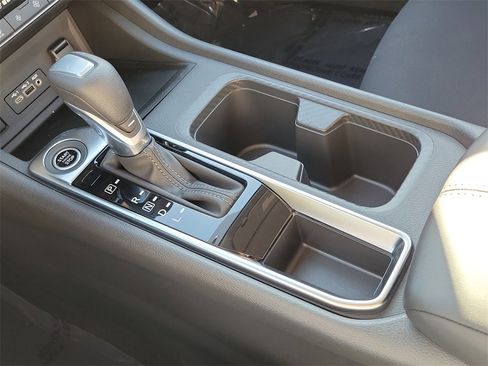 New 2025 Nissan Sentra SV w/ All-Weather Package image 10