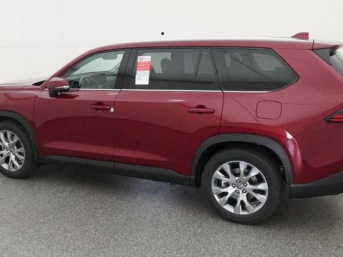 New 2026 Toyota Grand Highlander Limited AWD/4WD image 4