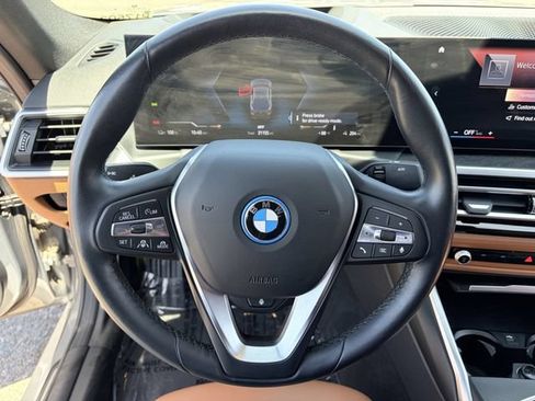Used 2023 BMW i4 eDrive35 RWD image 24