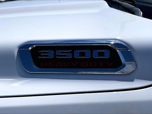 Used 2024 RAM 3500 Tradesman w/ Chrome Appearance Group AWD/4WD image 26