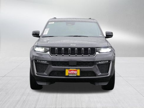 New 2026 Jeep Grand Cherokee L Limited AWD/4WD image 2