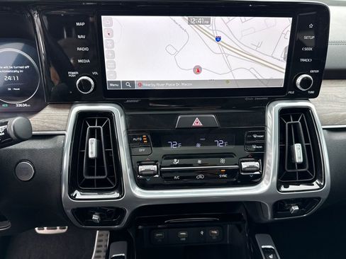 Used 2023 Kia Sorento SX Prestige image 30