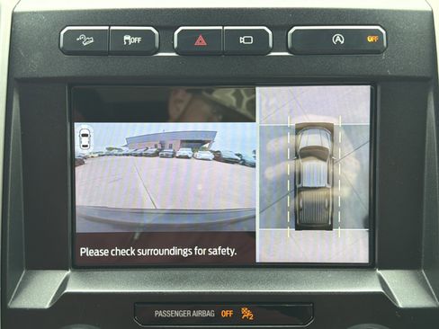 Used 2018 Ford F150 Platinum w/ Equipment Group 701A Luxury AWD/4WD image 61