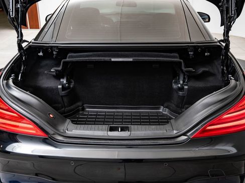 Used 2017 Mercedes-Benz SL 450 image 21