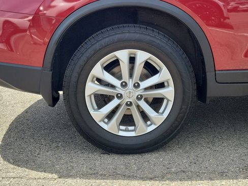 Used 2015 Nissan Rogue SV w/ SV Premium Package AWD/4WD image 5