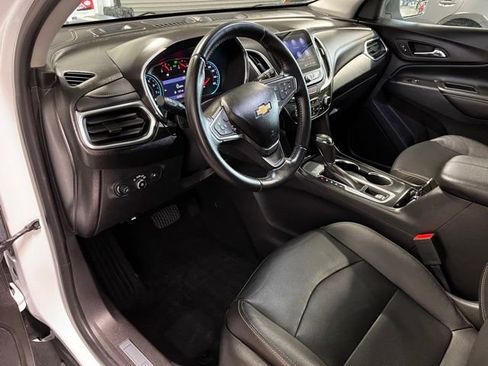 Used 2021 Chevrolet Equinox Premier FWD image 19