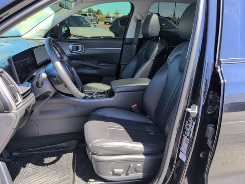 Used 2024 Kia Sorento X-Line EX AWD/4WD image 9