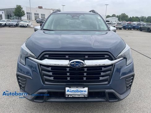 Used 2023 Subaru Ascent Limited w/ Technology Package AWD/4WD image 8