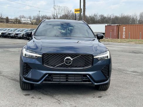 New 2026 Volvo XC60 T8 Plus w/ Protection Package Premier AWD/4WD image 8
