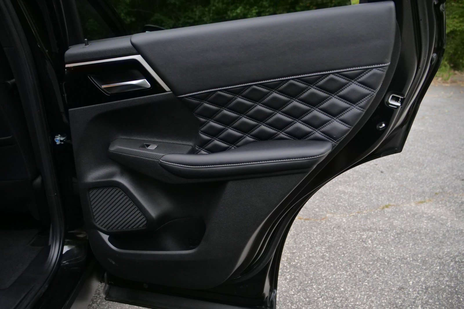 Used 2022 Mitsubishi Outlander SEL AWD/4WD image 38