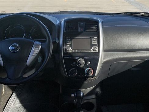 Used 2018 Nissan Versa SV w/ SV Special Edition Package FWD image 9