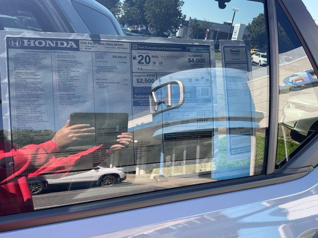 New 2026 Honda Pilot TrailSport image 2