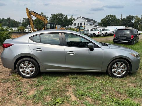 Used 2014 MAZDA MAZDA3 i Sport FWD image 4