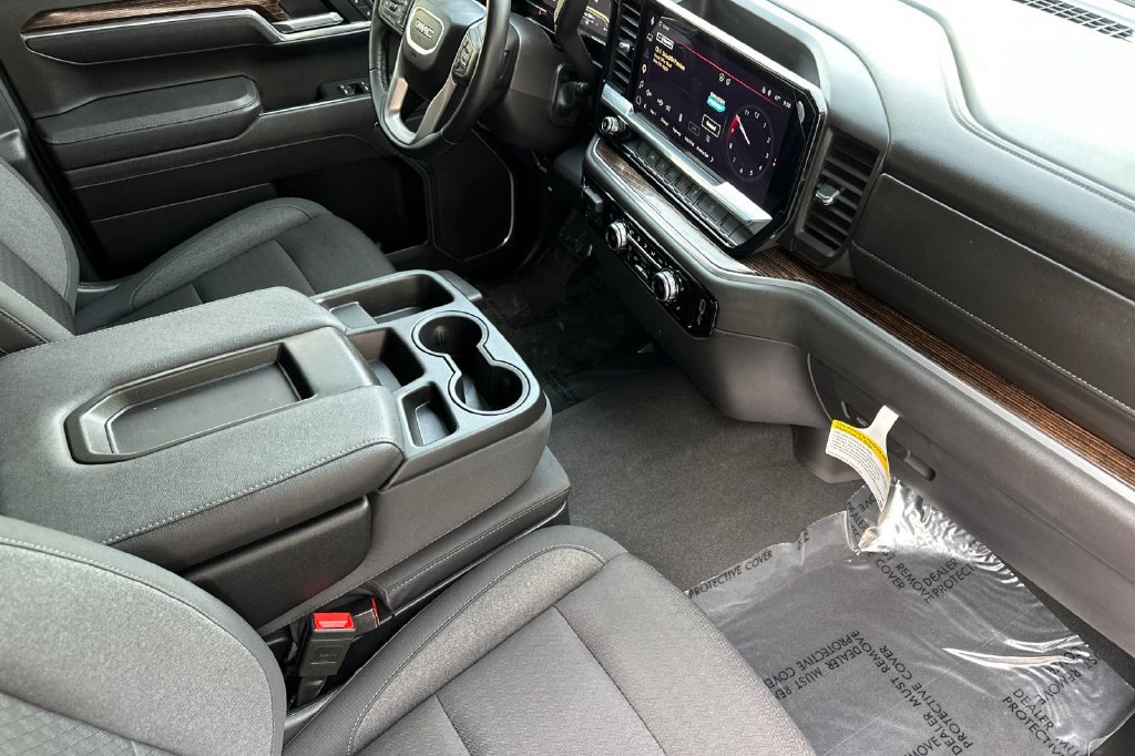 Used 2025 GMC Sierra 1500 Elevation AWD/4WD image 17