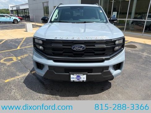 New 2026 Ford Expedition Max Active AWD/4WD image 2