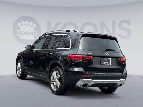 Used 2022 Mercedes-Benz GLB 250 4MATIC w/ Premium Package Lite image 4
