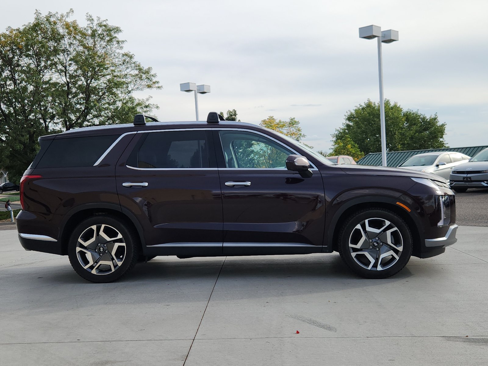 Used 2023 Hyundai Palisade Limited AWD/4WD image 6