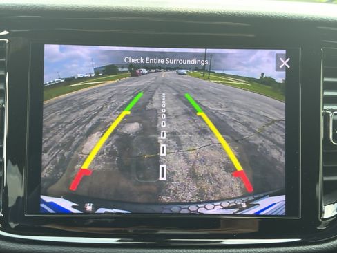 Used 2023 Dodge Durango R/T w/ Tow 'N Go Package AWD/4WD image 26